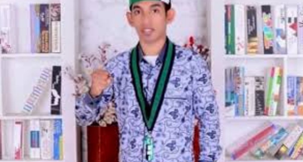 Tokoh Mahasiswa Gmii Badi Farman