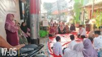 Ibu Rw O3 Sedang Memberi Sambutan